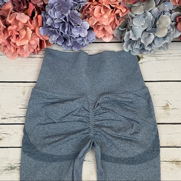 High Waist Seamless Blue Butt Lifting Yoga Pants - Picture 12 of 16